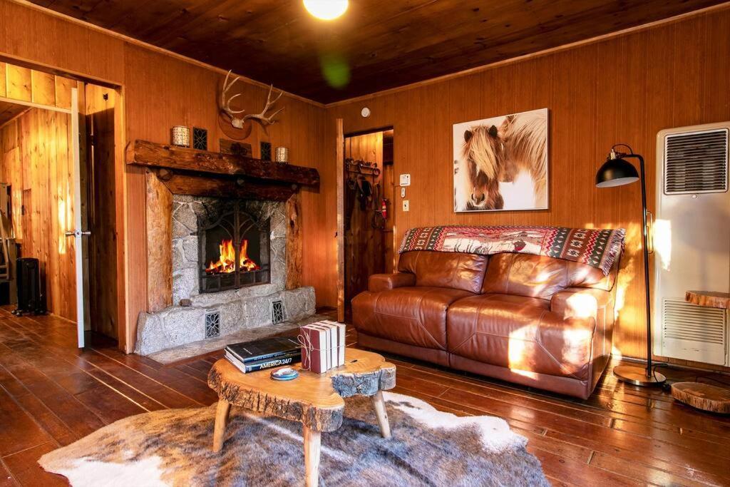 The Lodge At 11 Chimneys Idyllwild Esterno foto