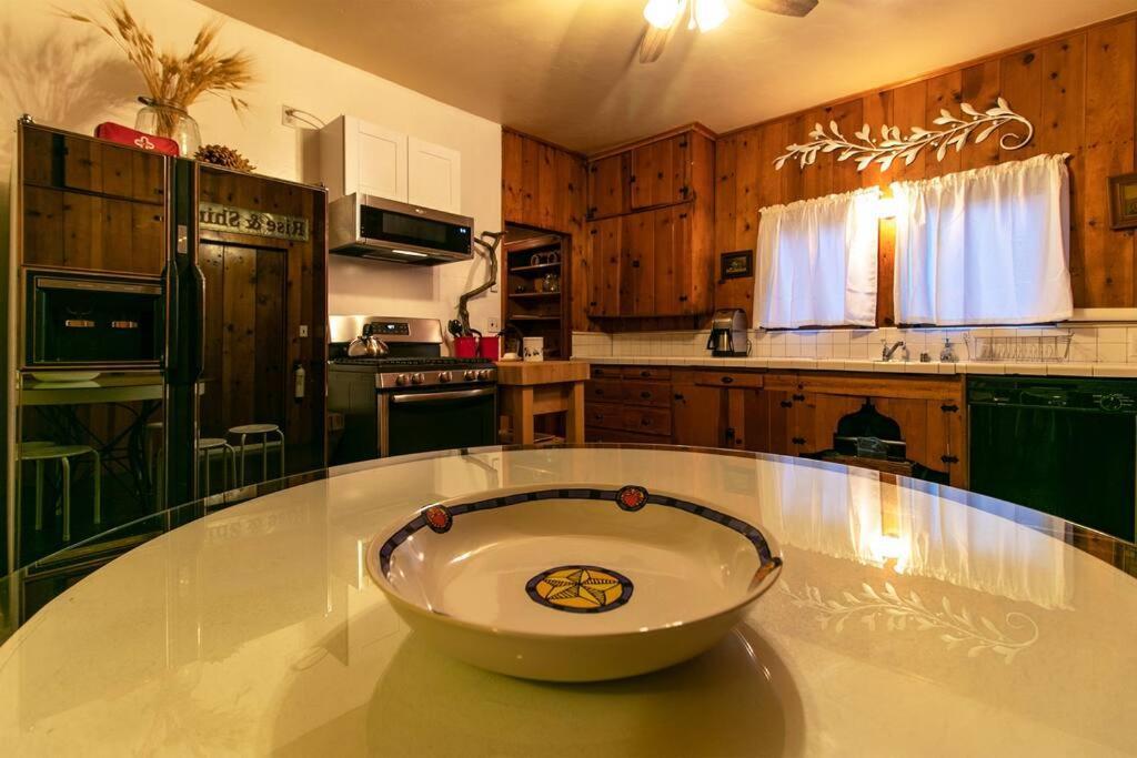 The Lodge At 11 Chimneys Idyllwild Esterno foto